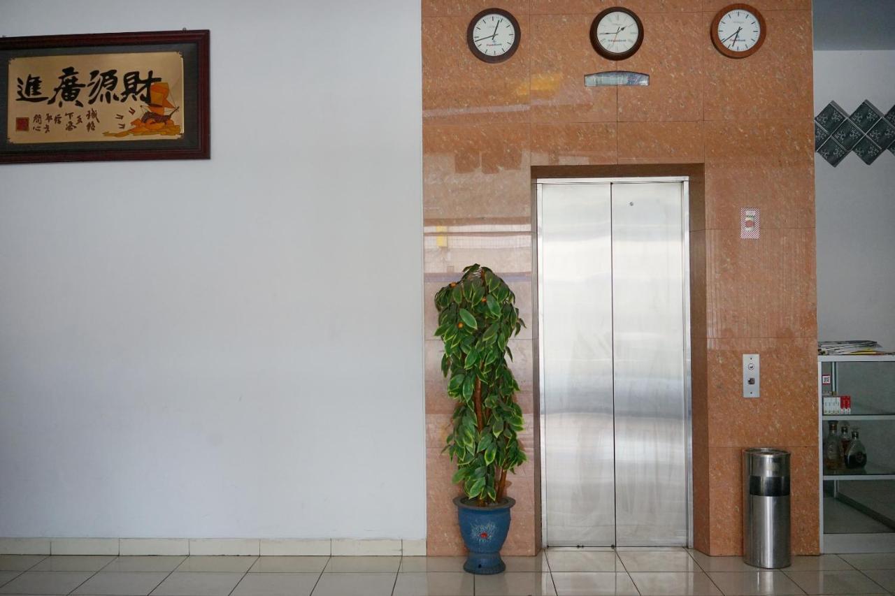 Oyo 2291 Hotel Bahagia Μακασάρ Εξωτερικό φωτογραφία