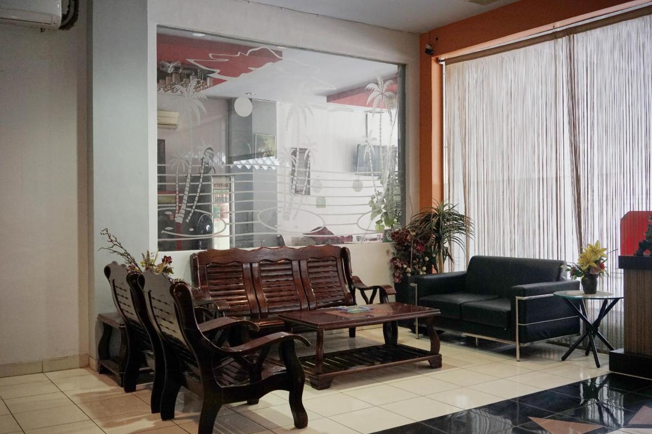 Oyo 2291 Hotel Bahagia Μακασάρ Εξωτερικό φωτογραφία